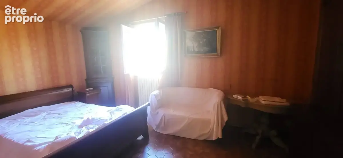 Villa en pierre apparente avec 4 chambres sur 1350m² de terrain. - photo 21