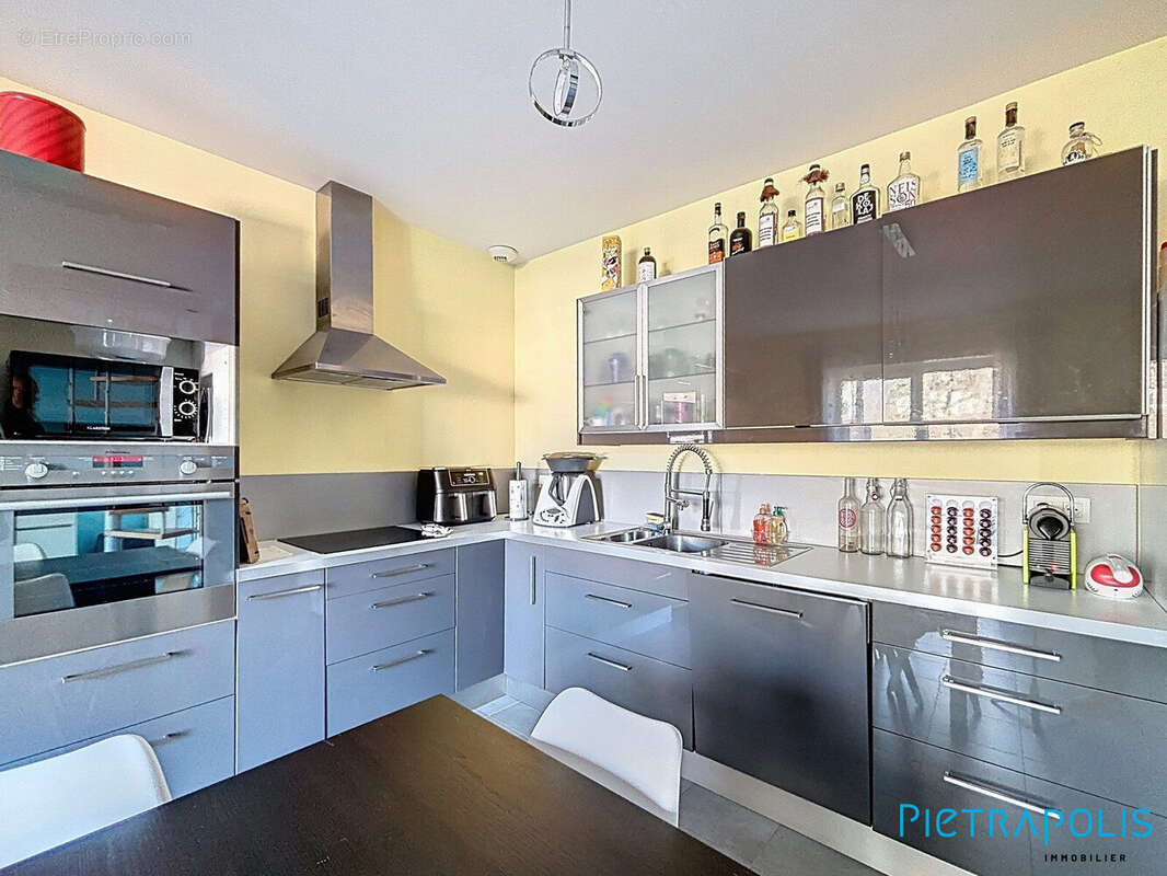 Maison 93 m² à Tarare  - photo 7