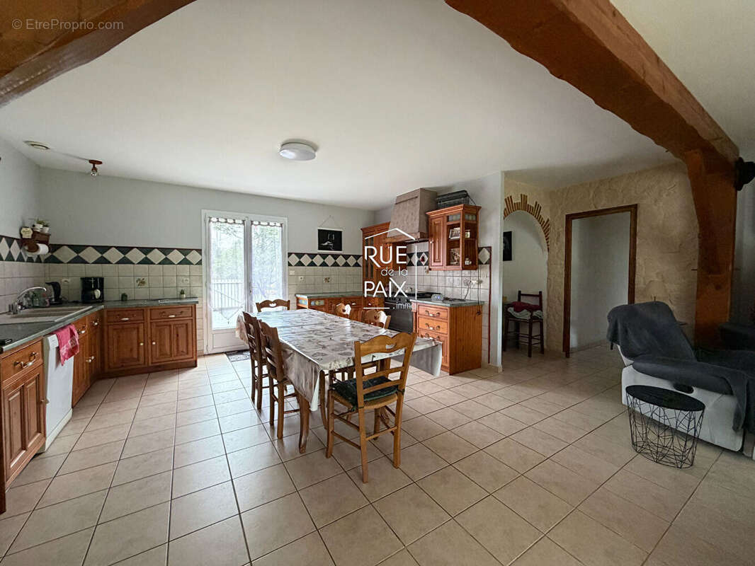 Maison à COUTIERES