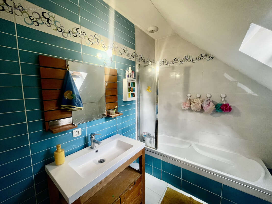 Maison à COULOMMIERS