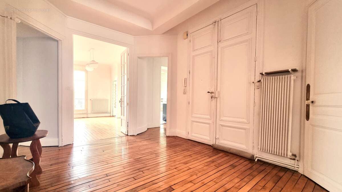 Appartement à CHARLEVILLE-MEZIERES