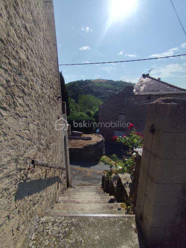 Maison à SAINT-PONS-DE-THOMIERES