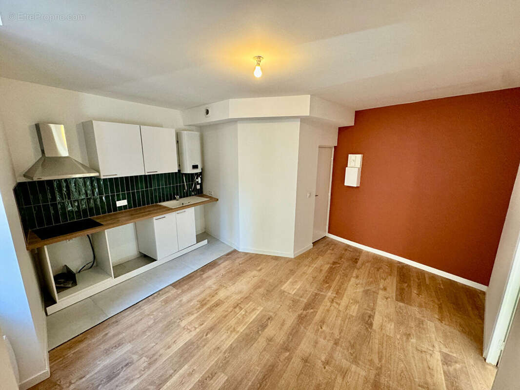 Appartement à CUERS