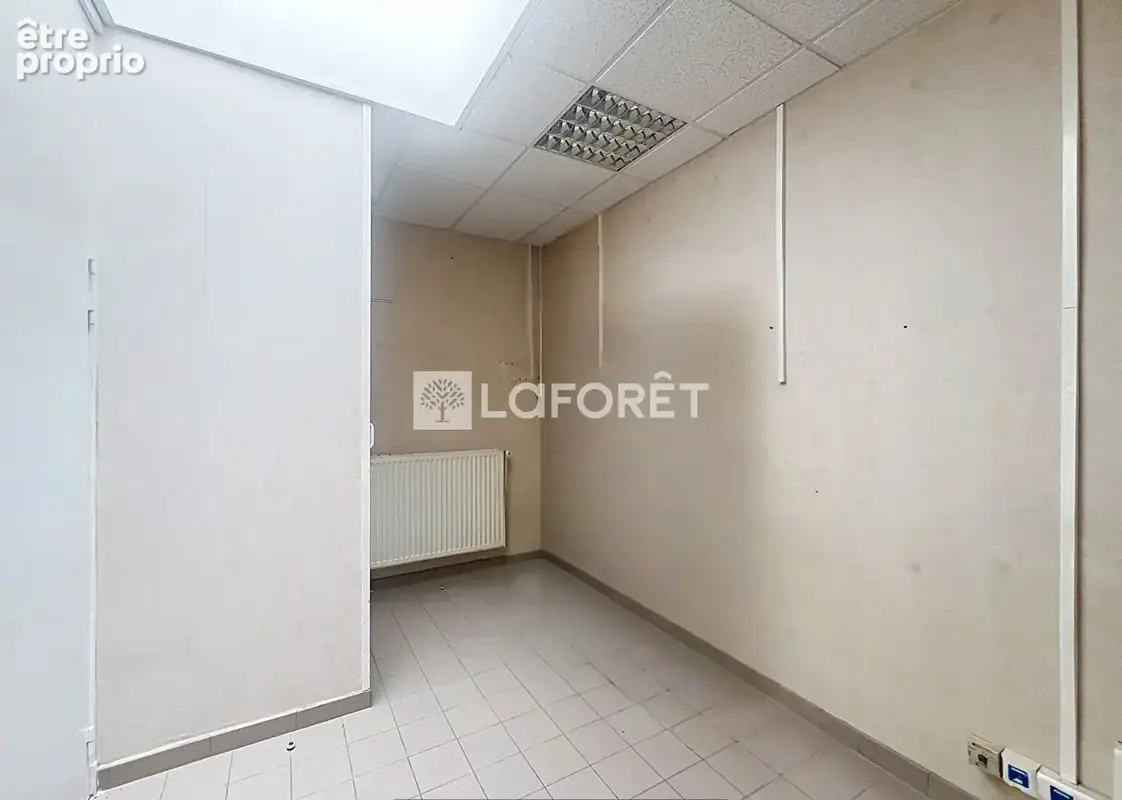 Calais - immeuble de rapport 236 m² - local commercial + appartement - comble - cave - jardin - photo 7