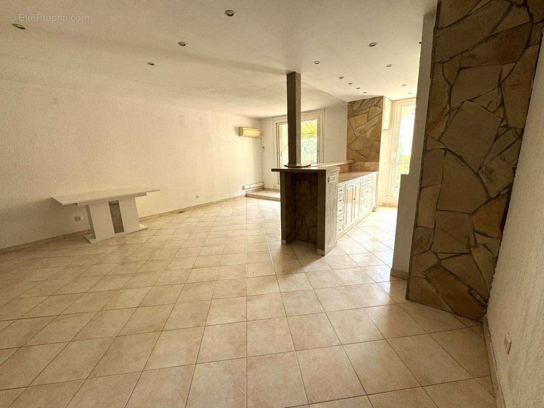Appartement à DRAP