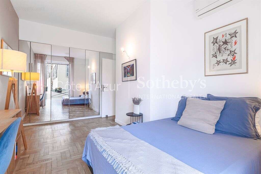 Appartement bourgeois rénové dans un immeuble d'architecte au cœur de Nice - photo 16