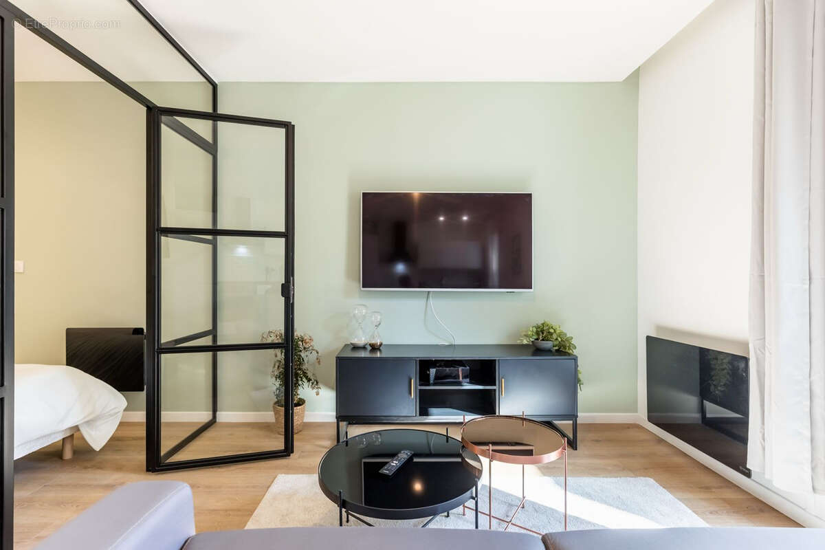 Appartement à MARSEILLE-6E