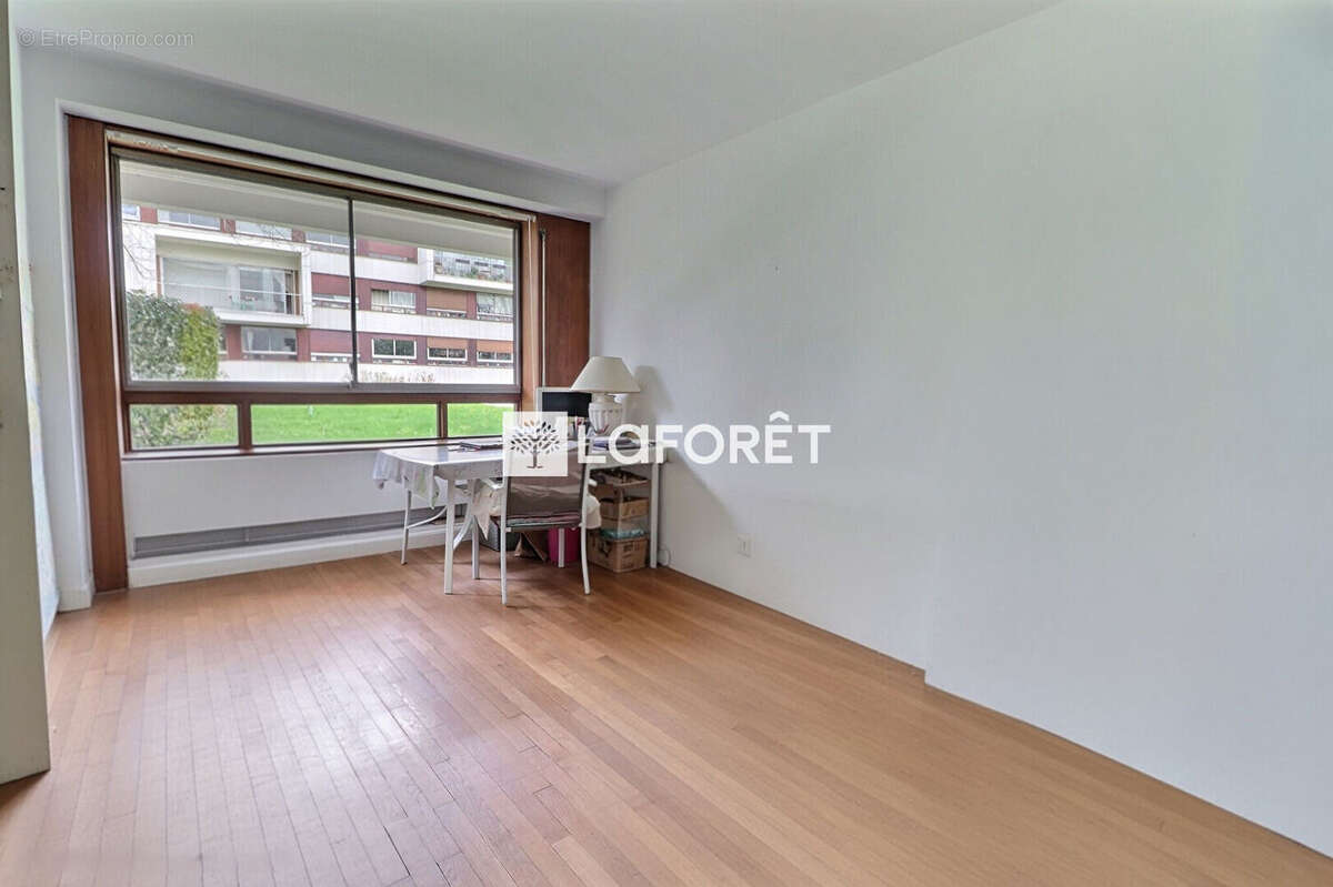 Appartement à LOUVECIENNES