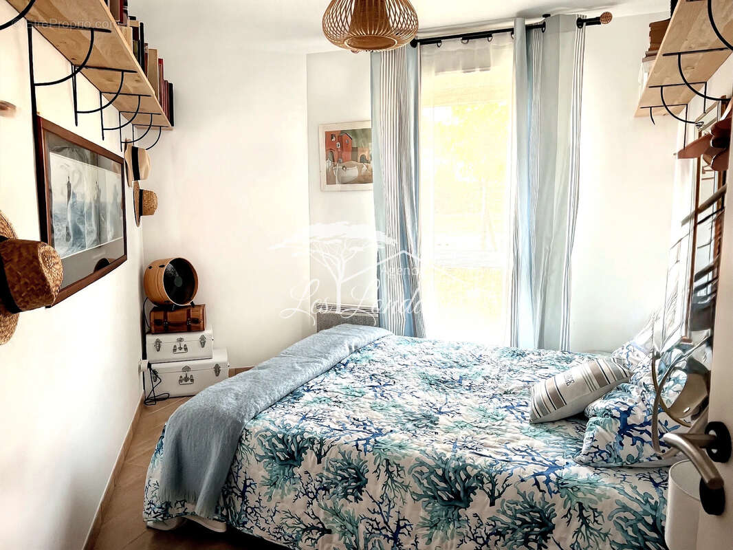 Appartement à LA LONDE-LES-MAURES