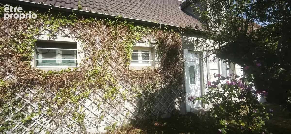 Maison 6 pièces 107 m² · à Saulcet · 107 m² · 98 000 €