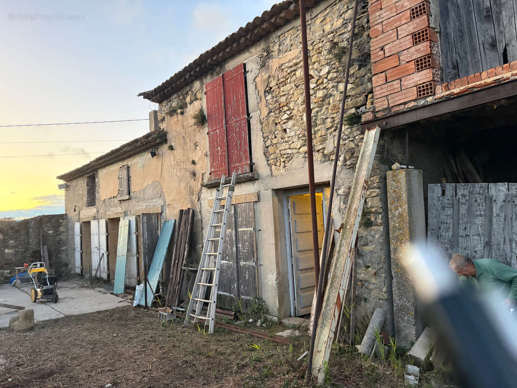 Maison à CADEROUSSE