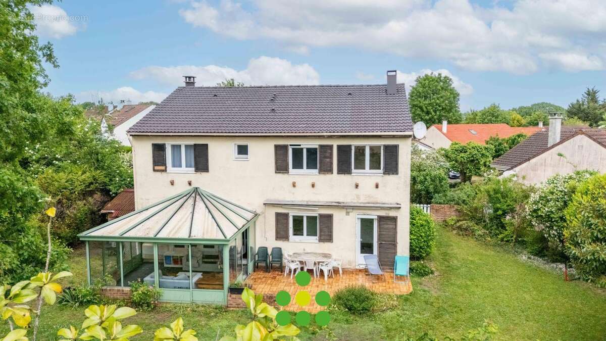Maison à EPONE