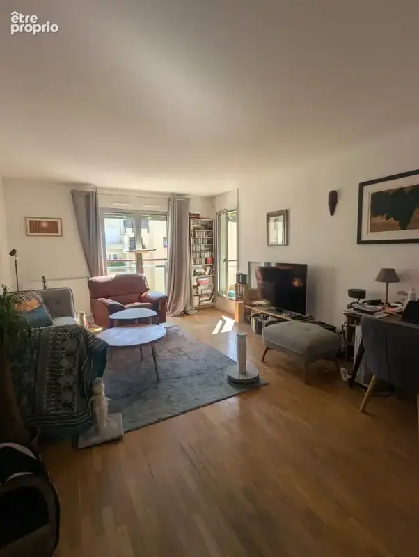 Appartement à PARIS-3E