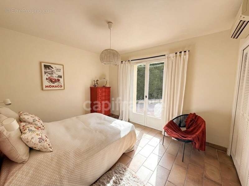 Maison à MOUANS-SARTOUX