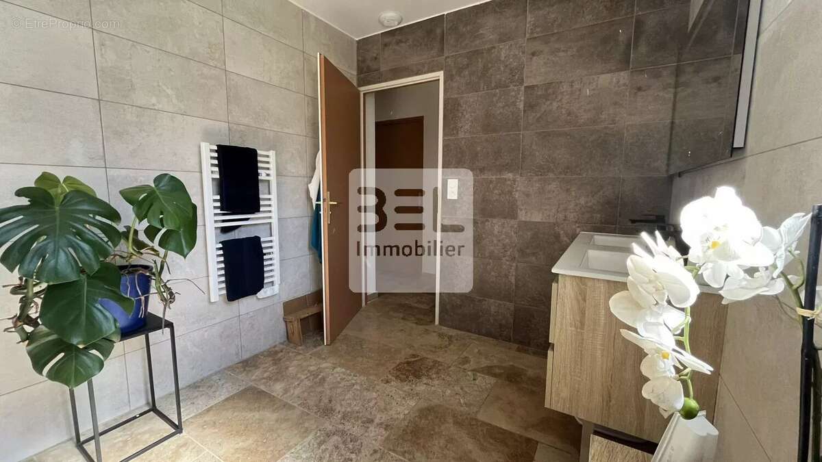 Maison à GOUDARGUES