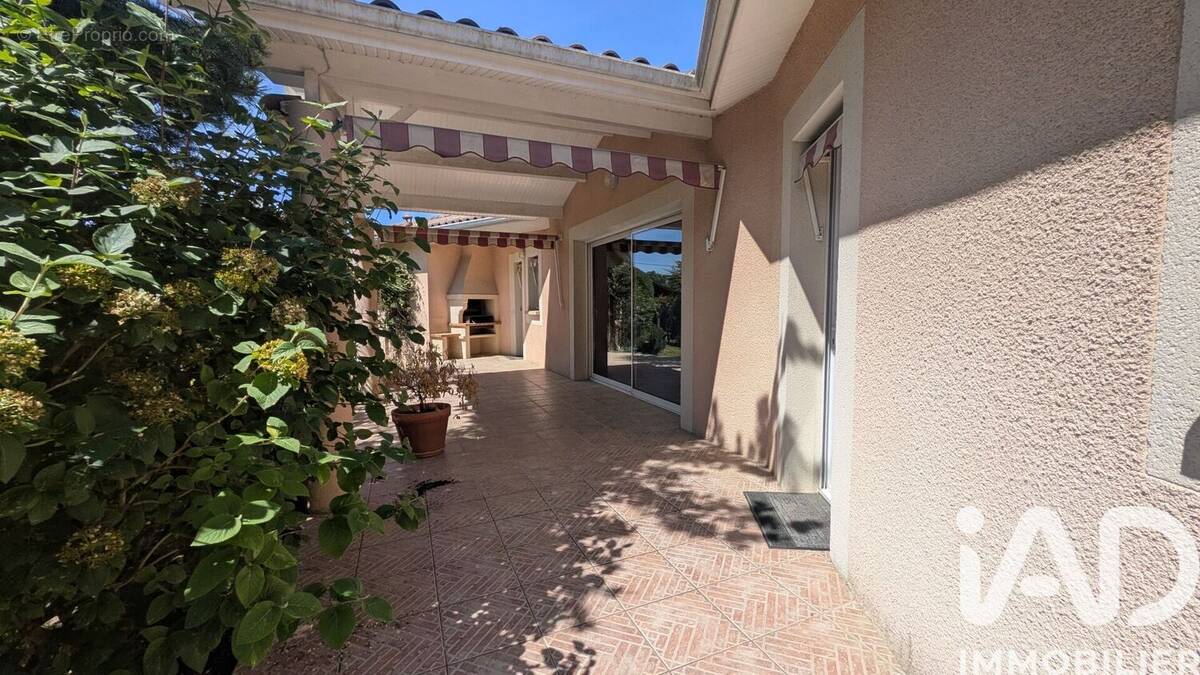 Photo 1 - Maison à LEOGNAN