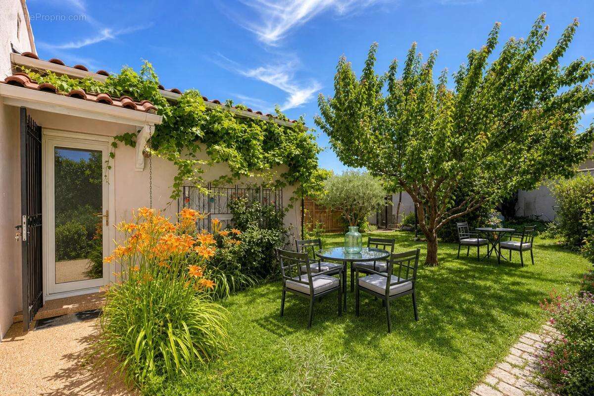 Maison de 5 pièces de 109 m² à Donzère - photo 5