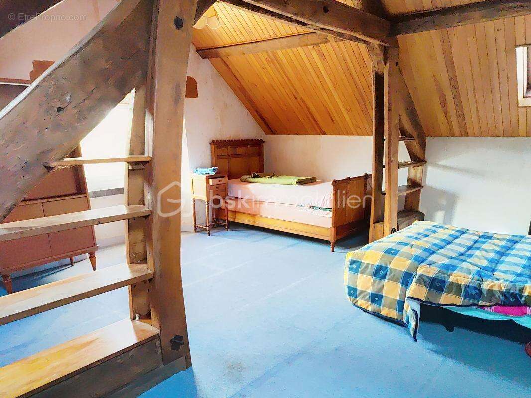 Maison à SAINT-MARC-LE-BLANC