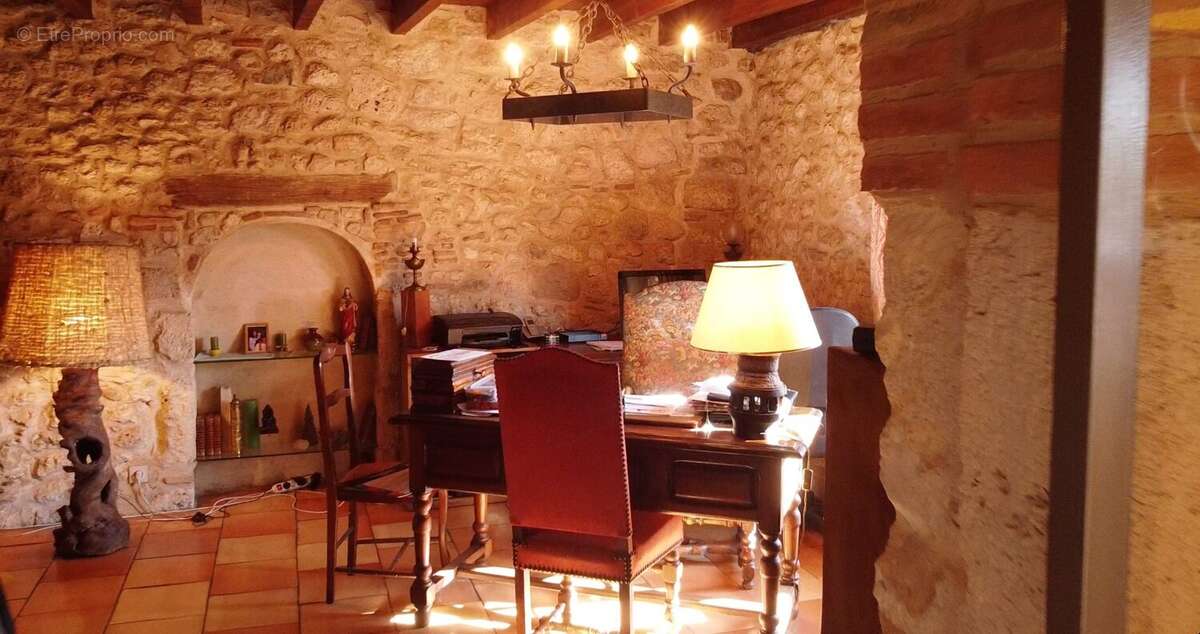 Bureau - Maison à SENDETS