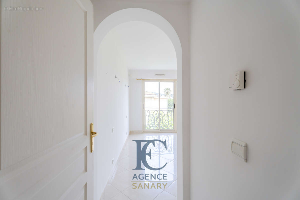 Appartement à SANARY-SUR-MER