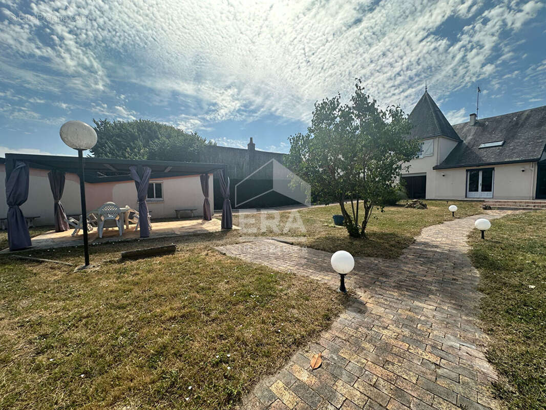 Maison 290m² à niherne - photo 6