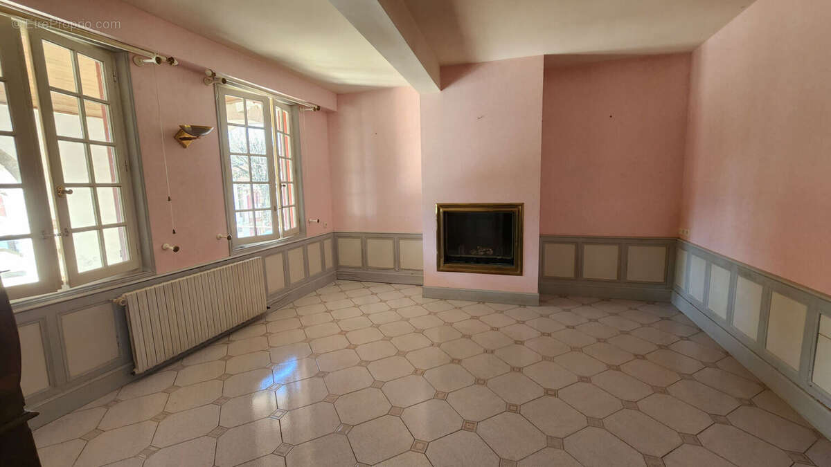 Maison à LA BASTIDE-CLAIRENCE