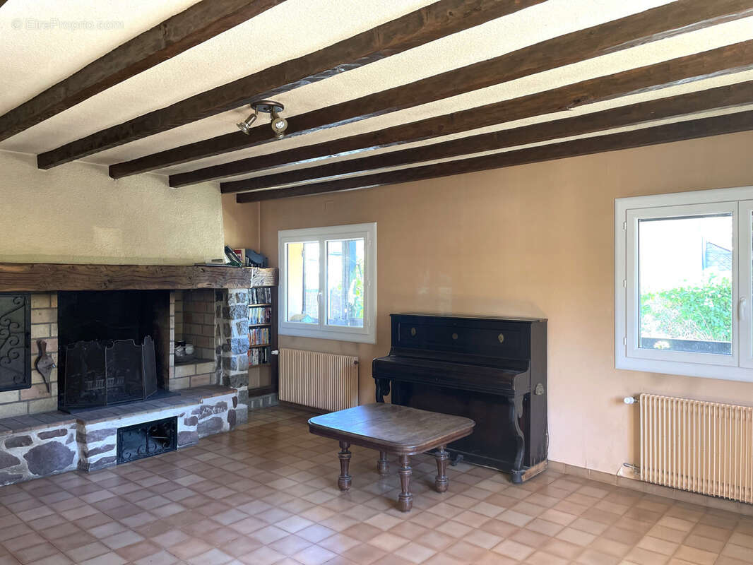 Maison à SAINT-ANDRE-DE-CUBZAC