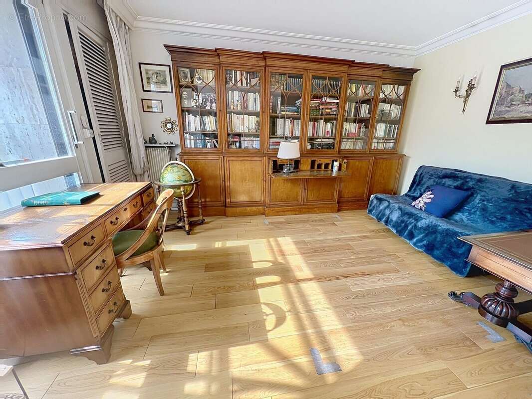 Appartement à GARCHES