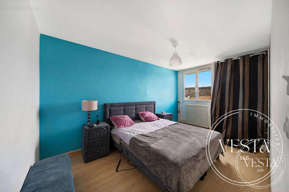 Appartement à CHENOVE