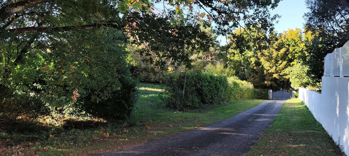 Terrain à FONTCOUVERTE