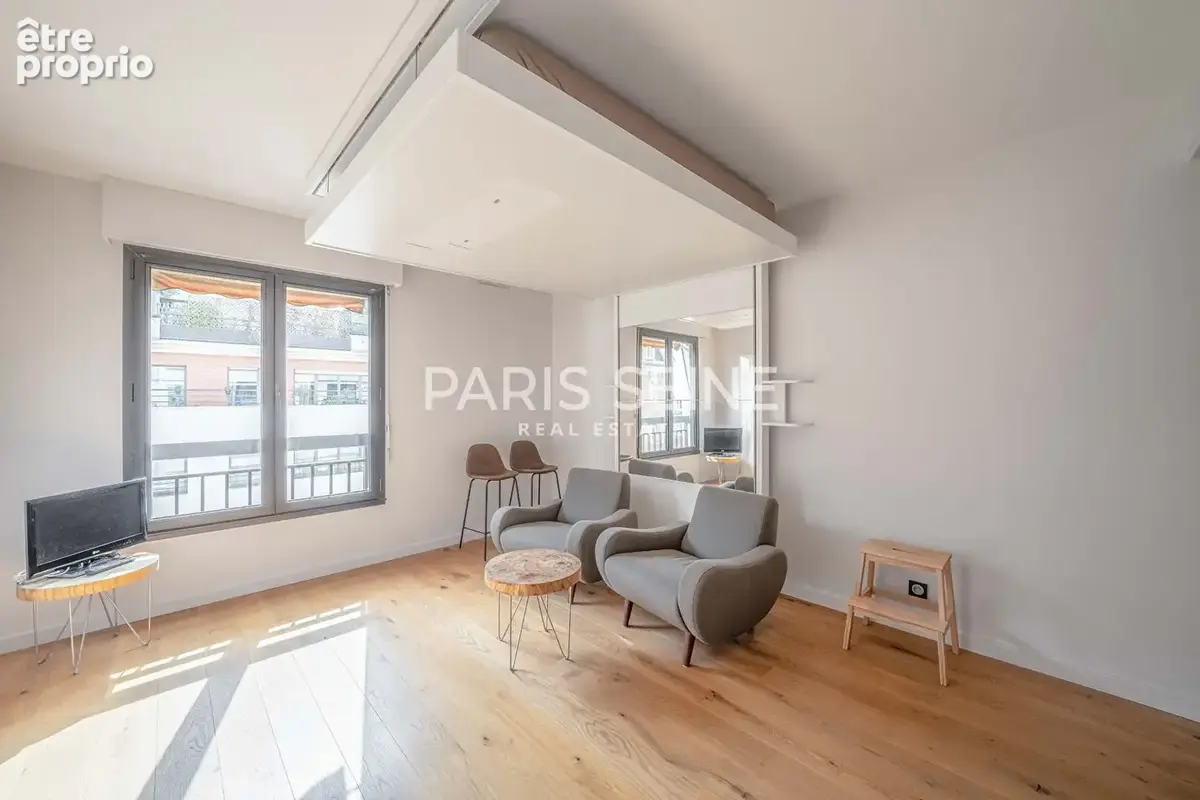 Appartement à PARIS-15E