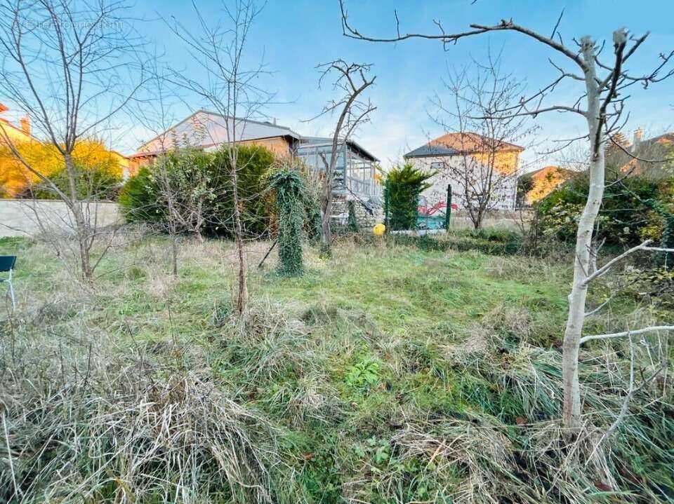 Terrain 840 m² à Herblay  - photo 3