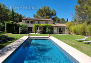 Maison à LOURMARIN