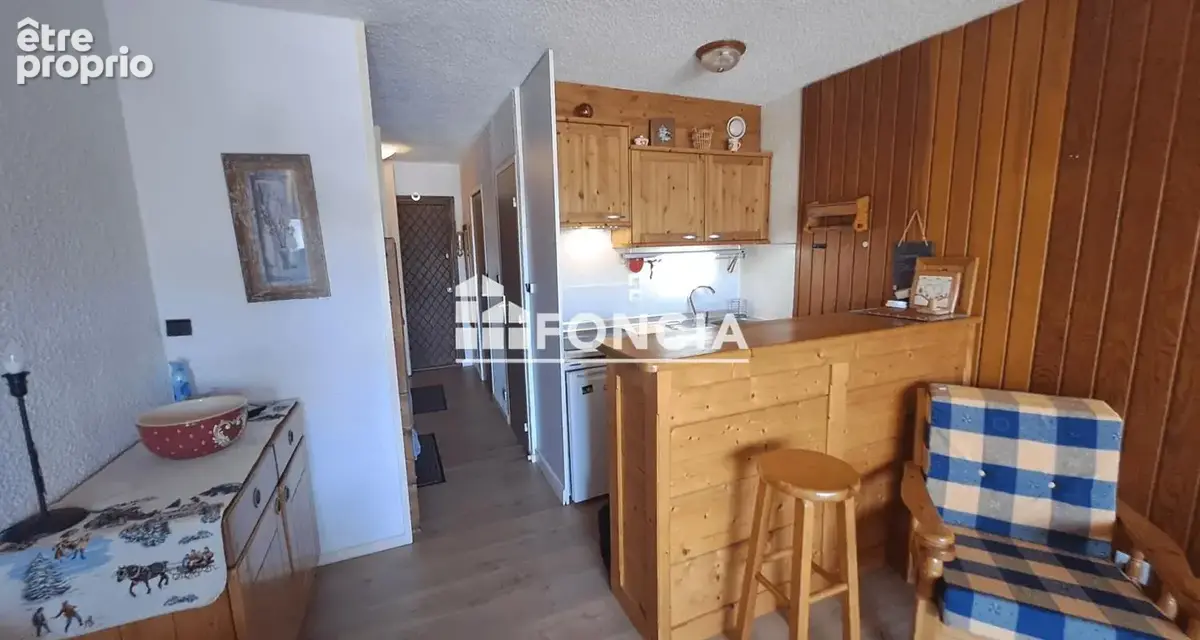 Appartement idéalement situé au pied du domaine skiable de Rochebrune, à quelques minutes à pied du centre-ville de Megève ! - photo 3