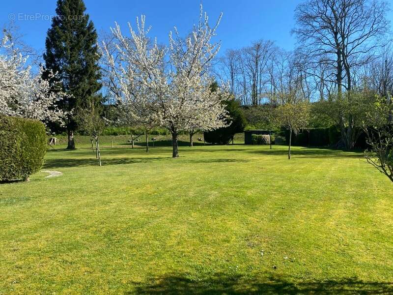 Maison à PONT-L'EVEQUE