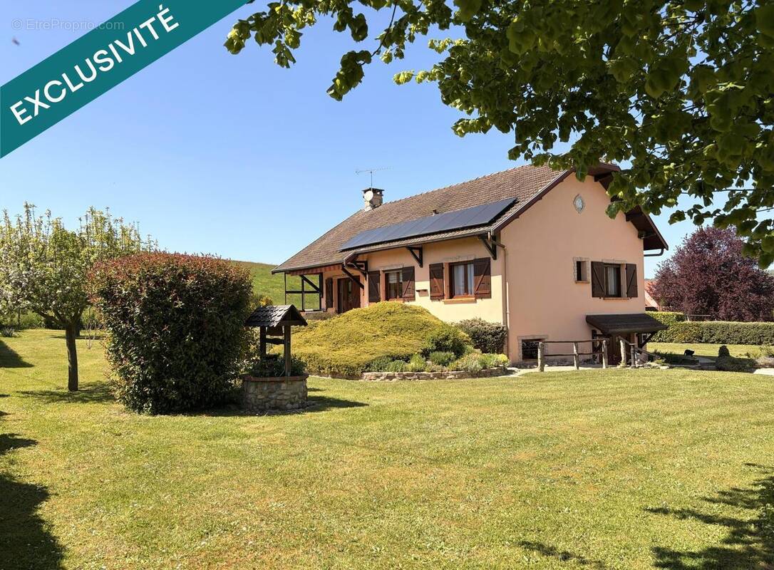 Photo 1 - Maison à SAINT-VICTOR-DE-CESSIEU