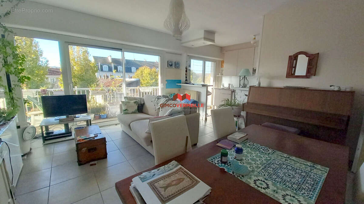 Appartement à CROISSY-SUR-SEINE