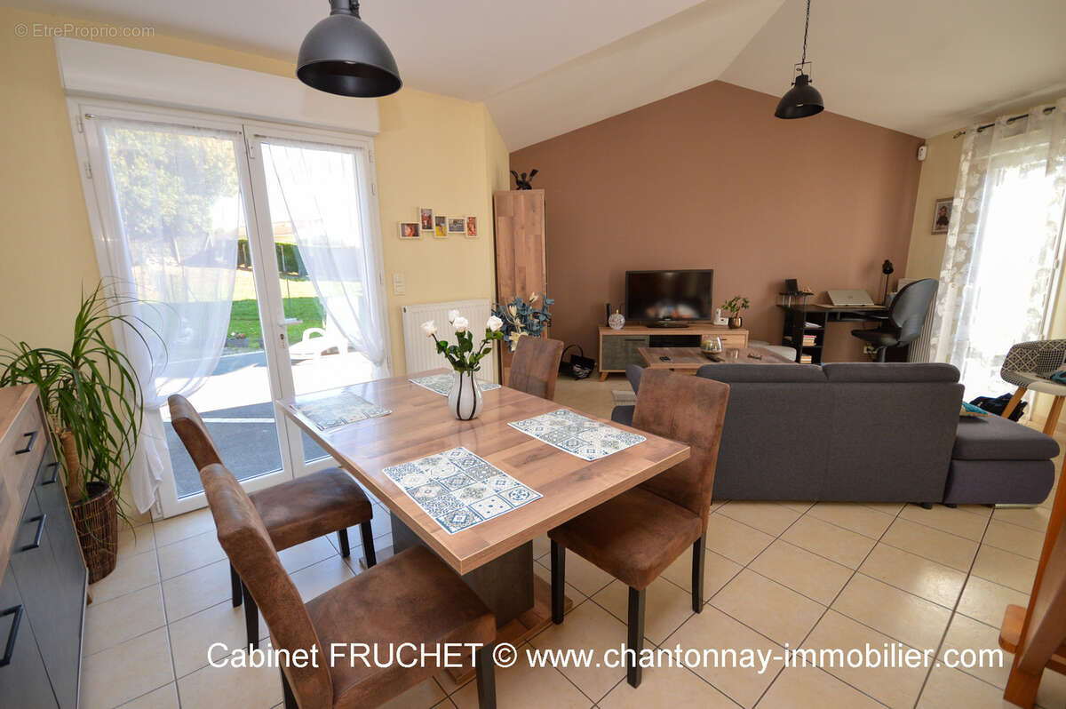 Maison à CHANTONNAY