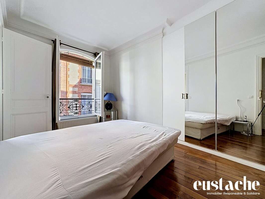 Appartement à PARIS-3E