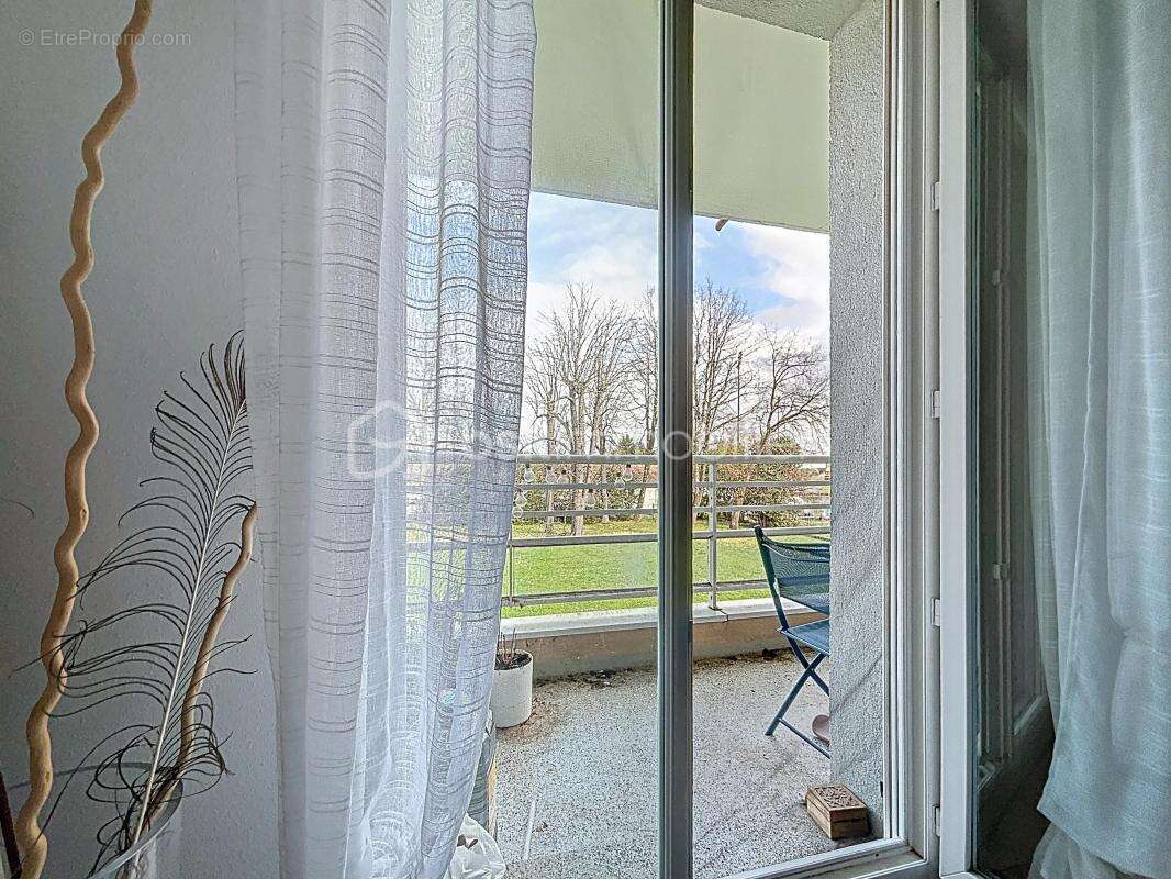 Appartement à CARBON-BLANC