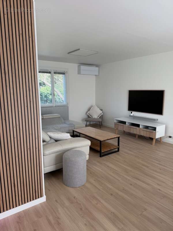 Maison à MAINVILLIERS