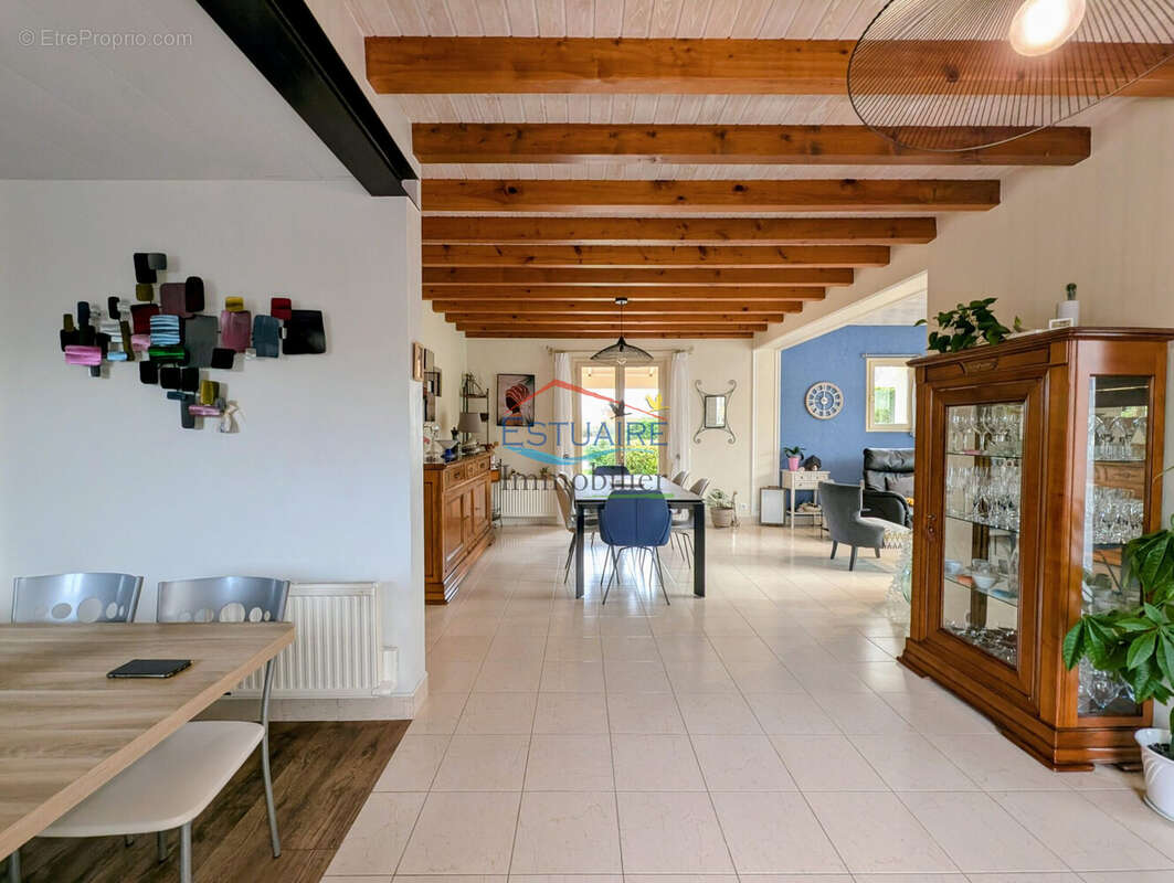 Maison à NOZAY