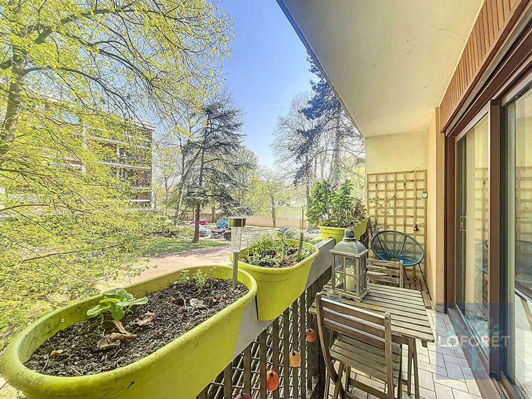 Appartement à CHILLY-MAZARIN