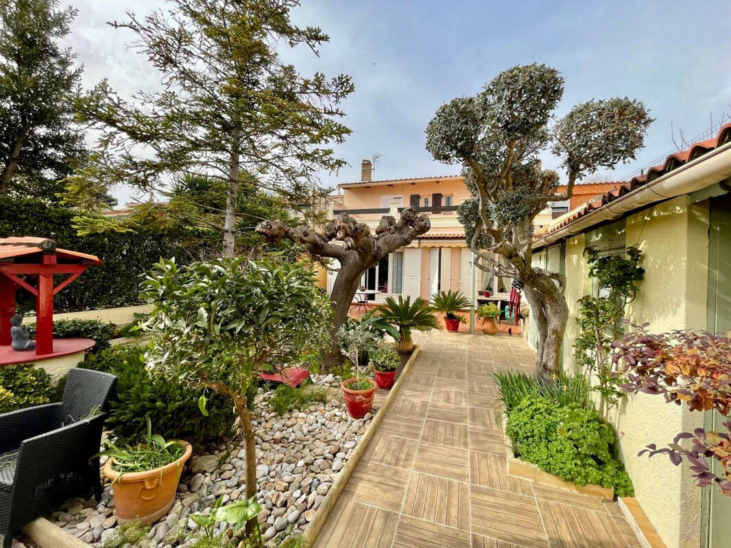 Maison à MARSEILLE-10E