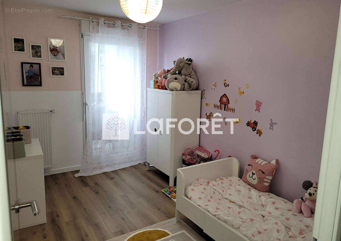 Appartement à THIAIS