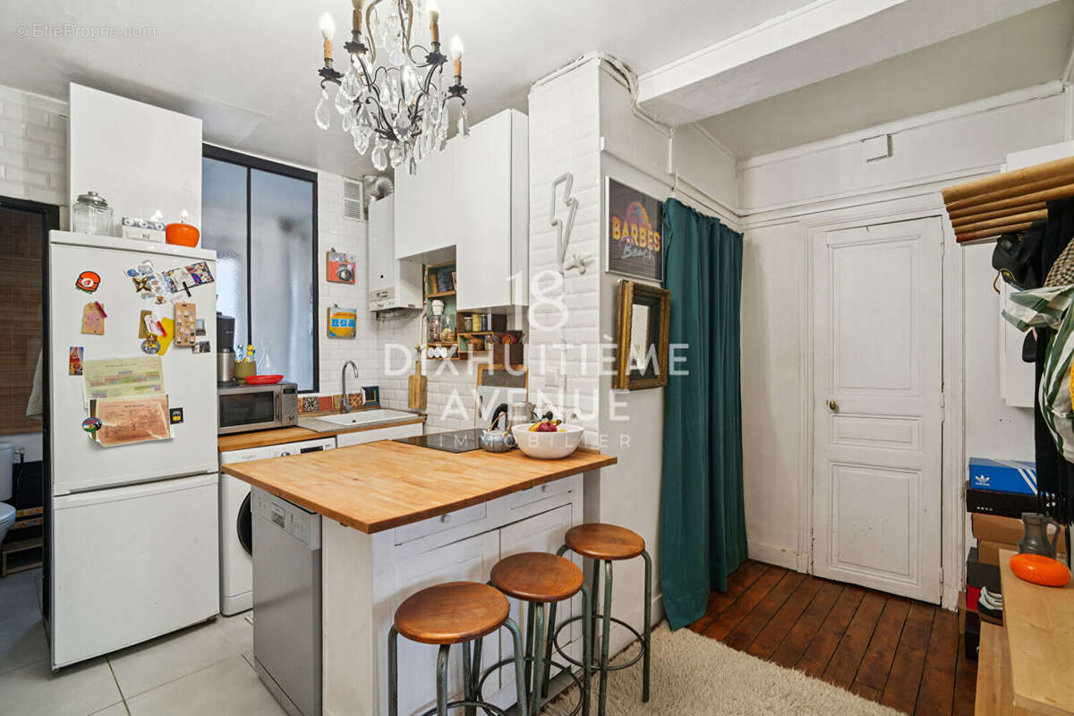 Appartement à PARIS-18E