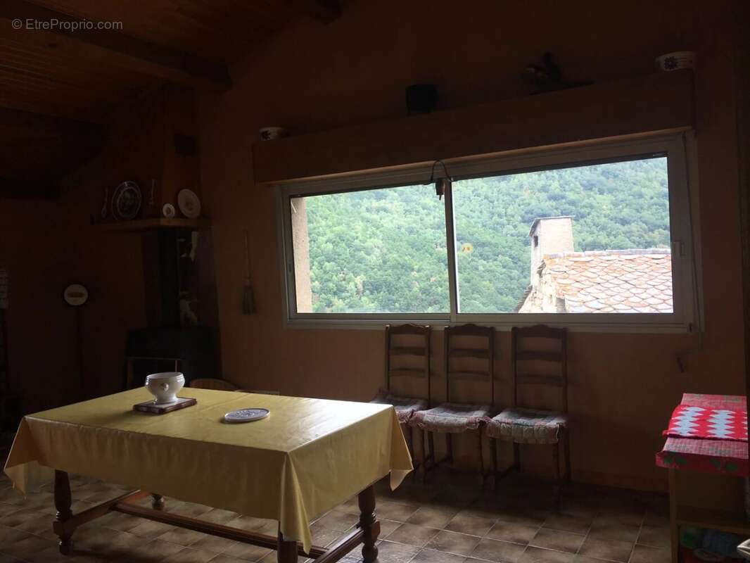 Maison à AYGUATEBIA-TALAU