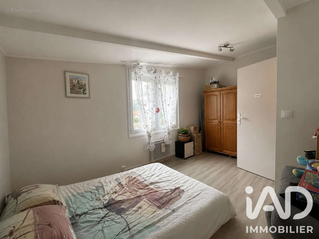 Maison 122 m² à Saint-Diery  - photo 9