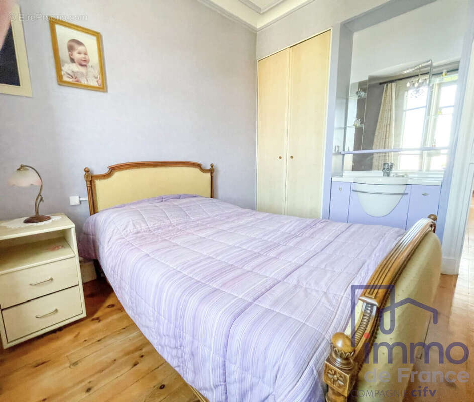 Maison 187 m² à Le Puy-En-Velay  - photo 9