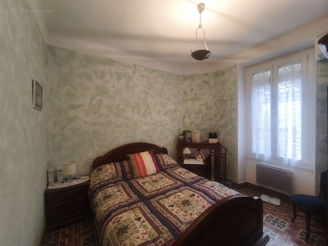 Maison à LES SALLES-DU-GARDON